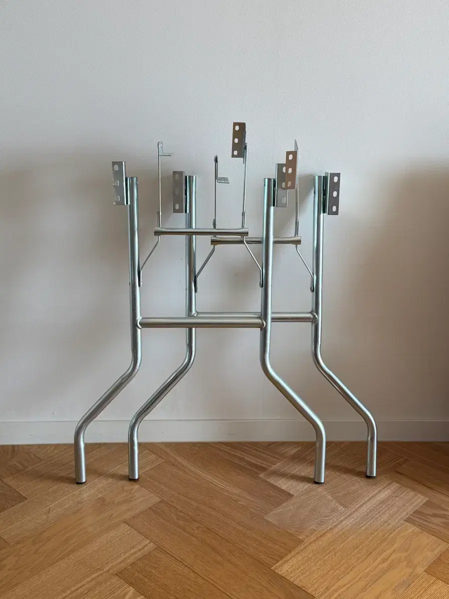 P.F.S. PARTS CENTER】EBCO WISHBONE LEGS 【公式通販】
